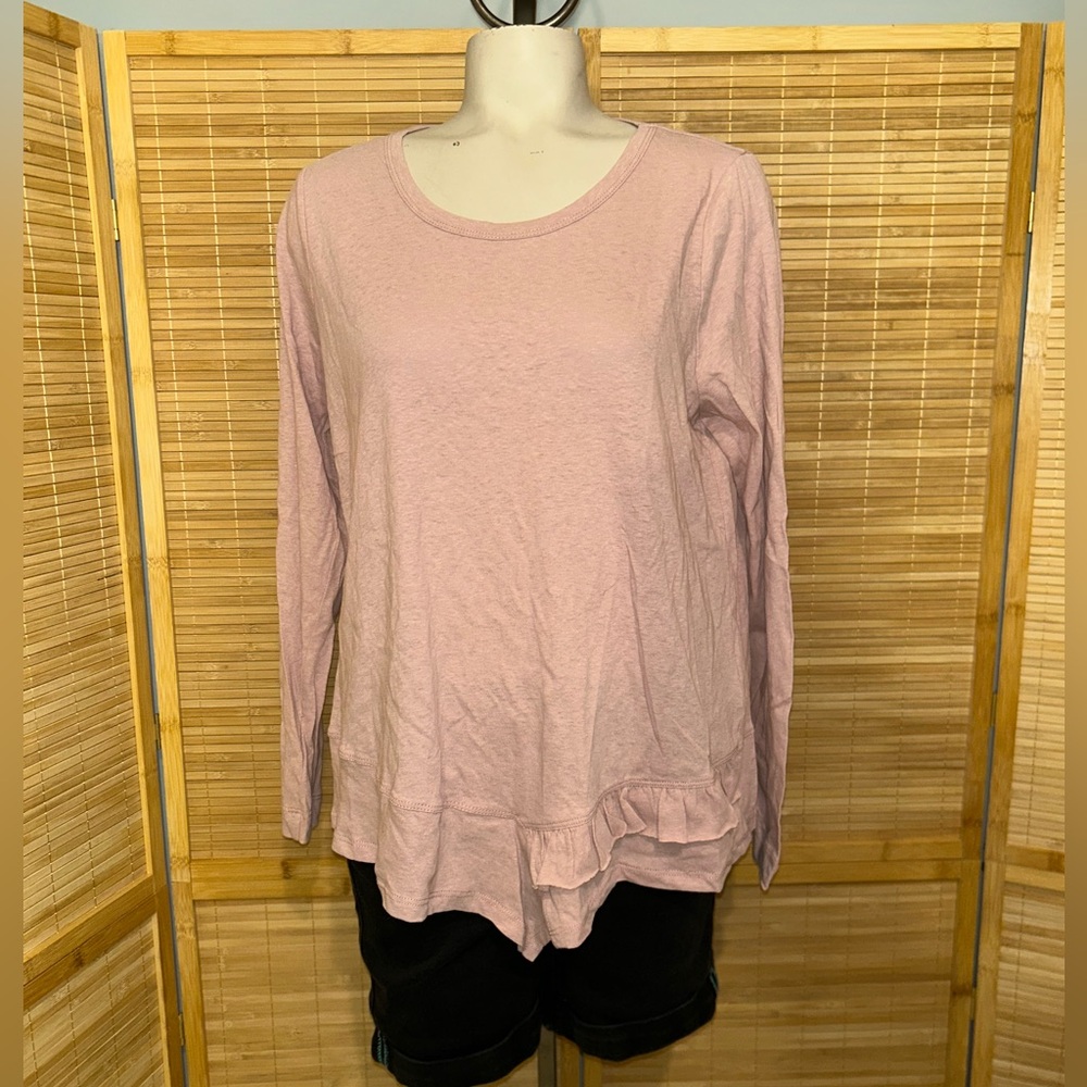 Easel LA blush pink long sleeve top shirt NWT Woman’s small ruffle bottom
